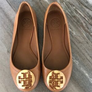 Tory Burch Classic Leather Flat size 6